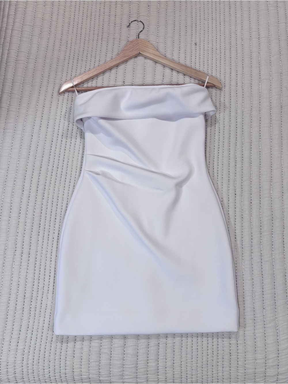 Strapless White Mini Dress - FigureKnit™ Eyecatcher Aritzia Mini Dress